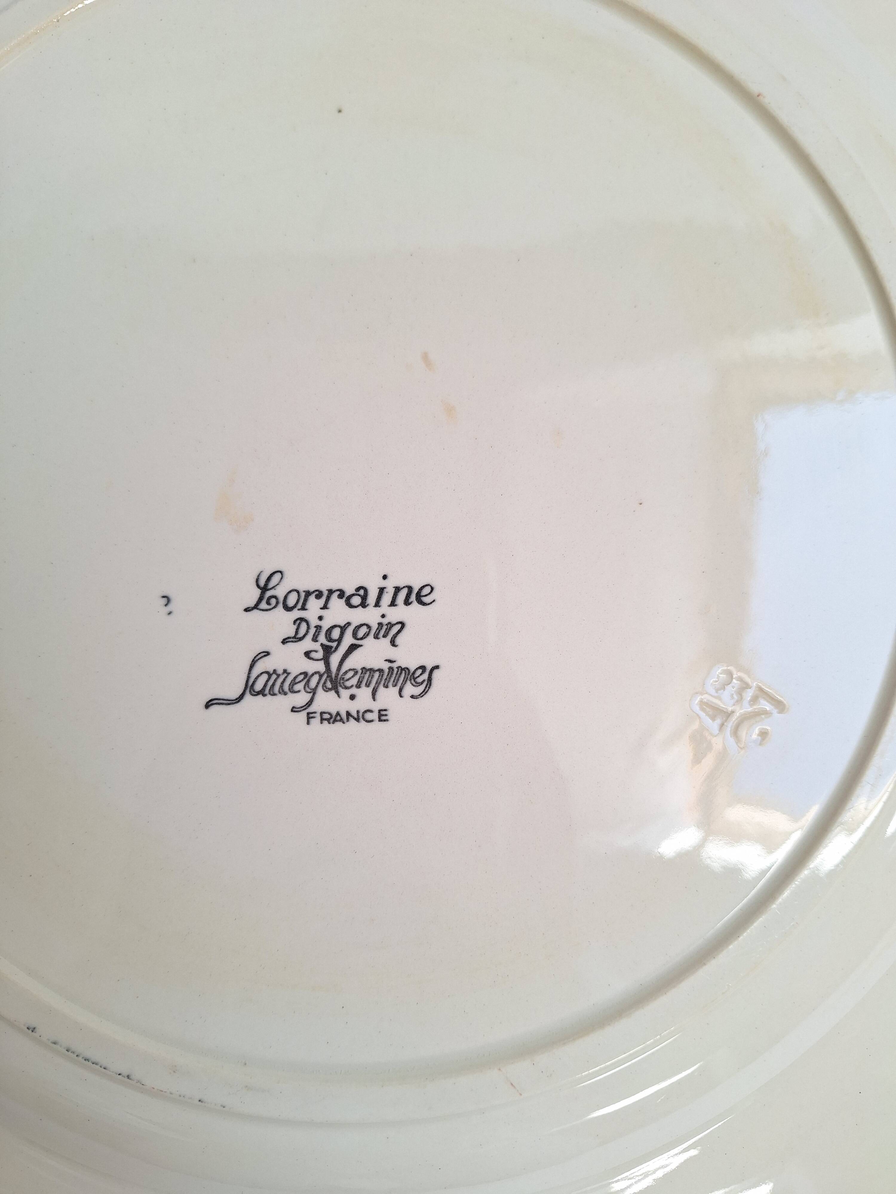 Large round dish Digoin Sarreguemines Model Lorraine