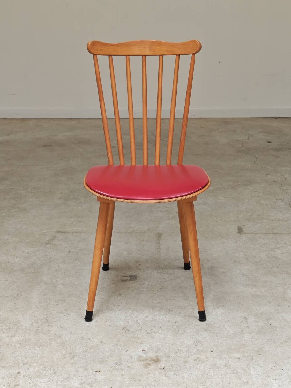 Baumann Menuet chair red skai 1960