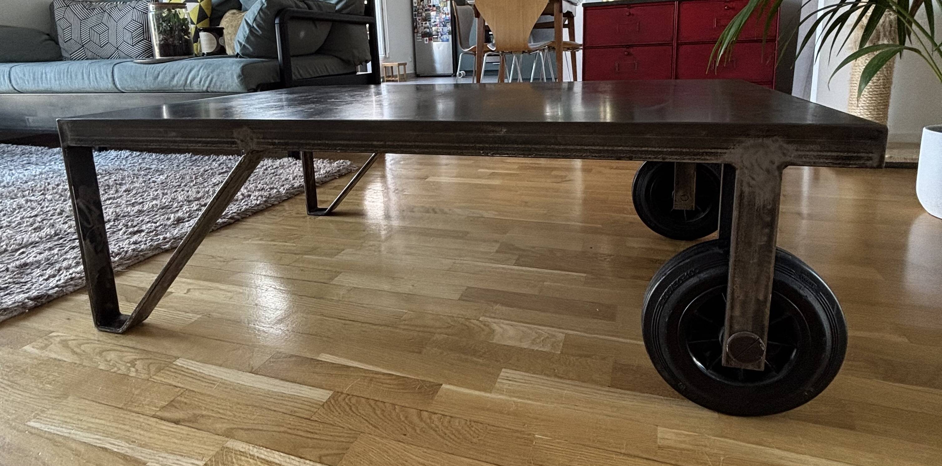 Table basse acier