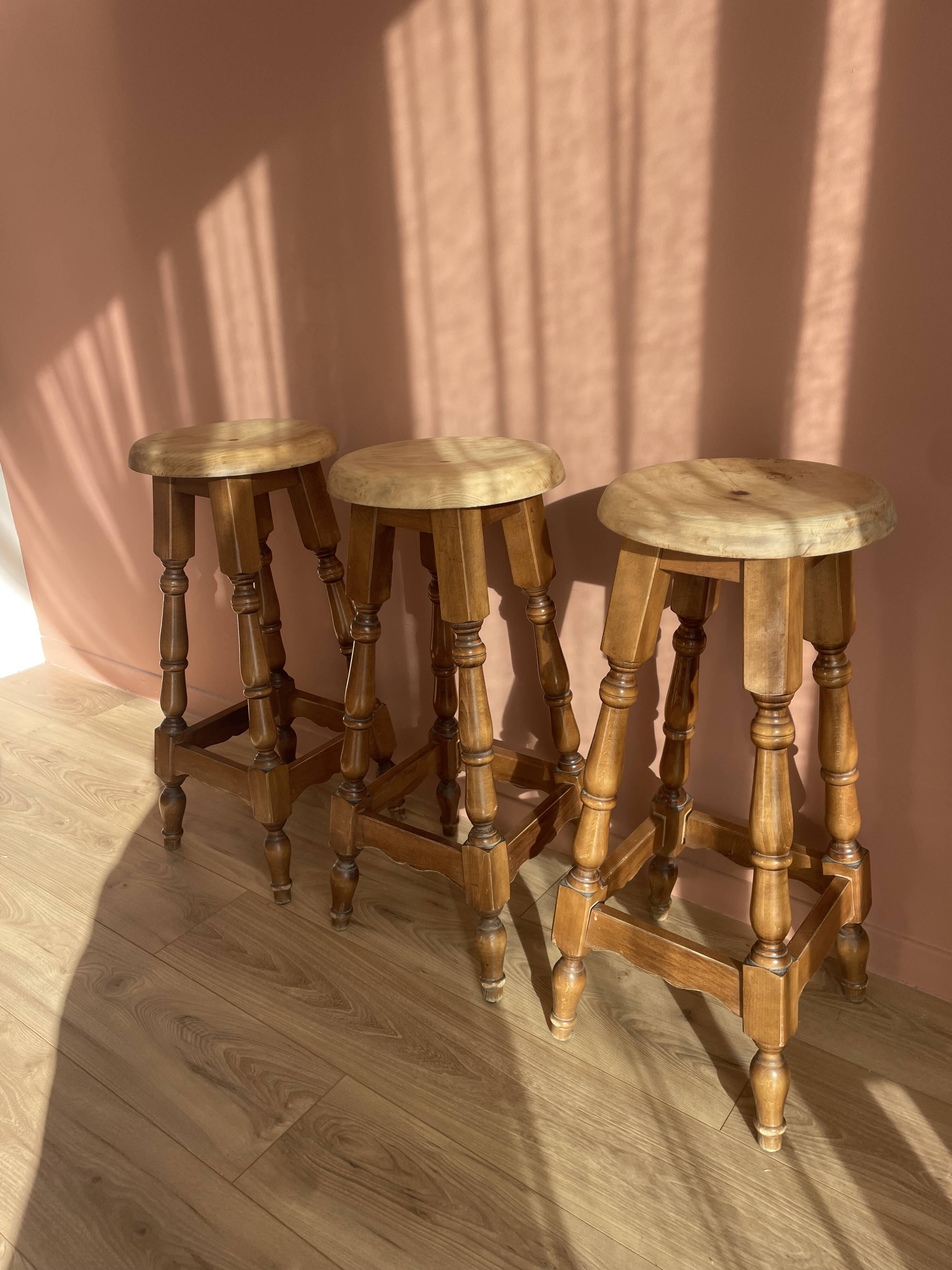 Solid wood bar stool