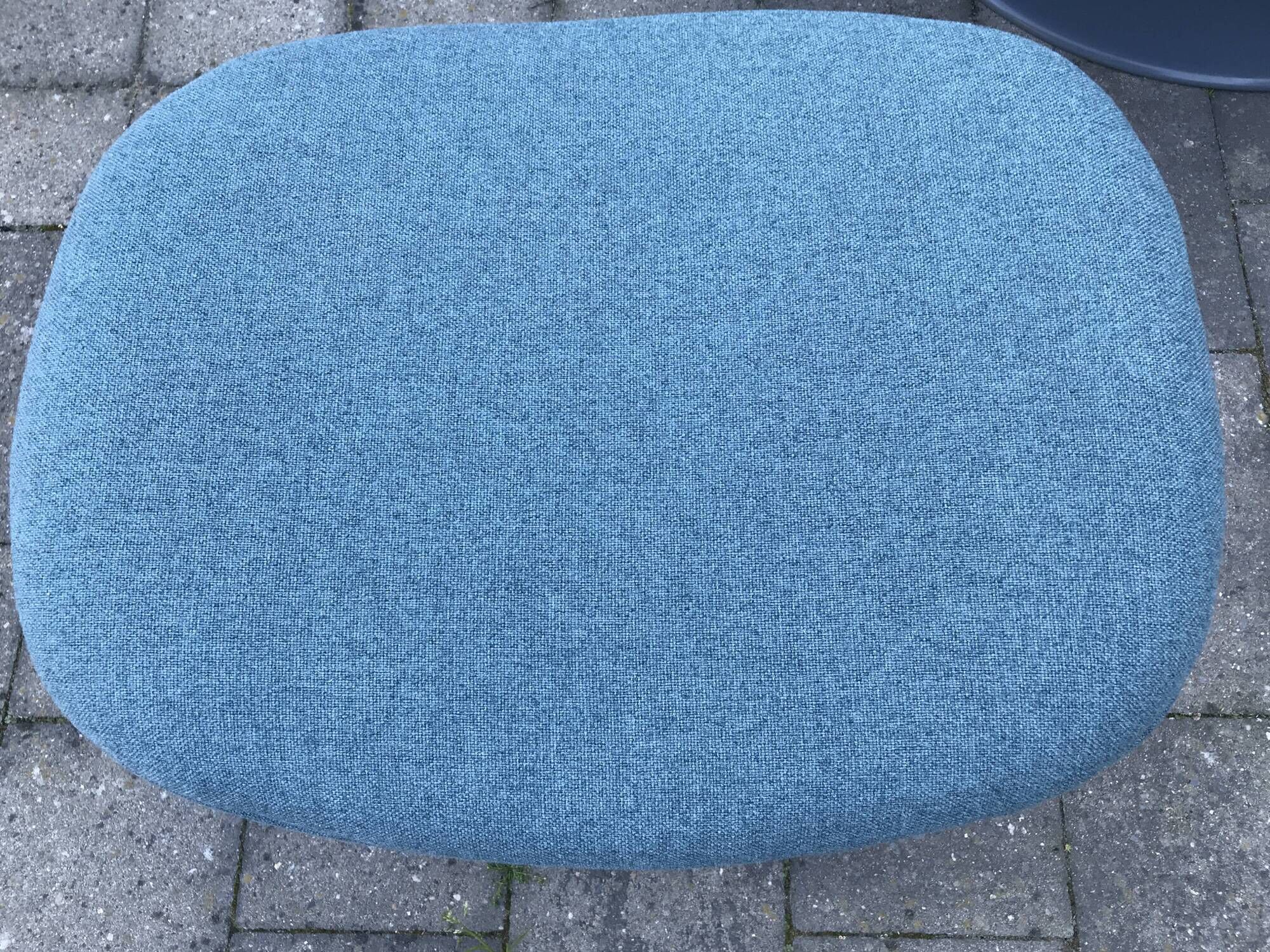 Artifort F520 armchair by Geoffrey Harcourt with P510 ottoman