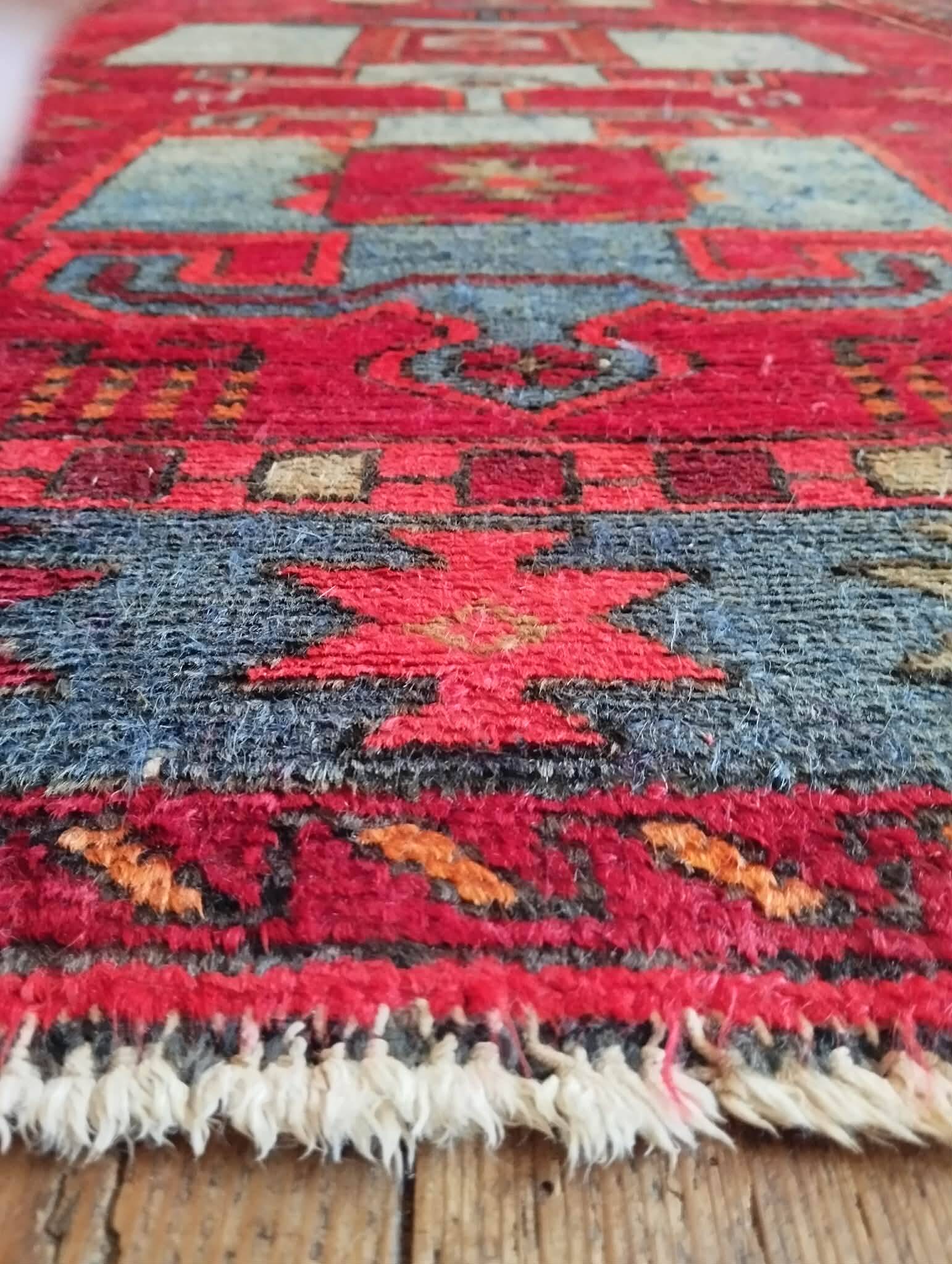 Handmade Persian Hamadan rug 199x135cm