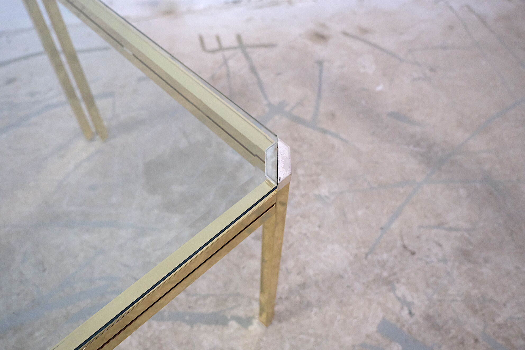 Table basse italienne chromée et verre, années 1970