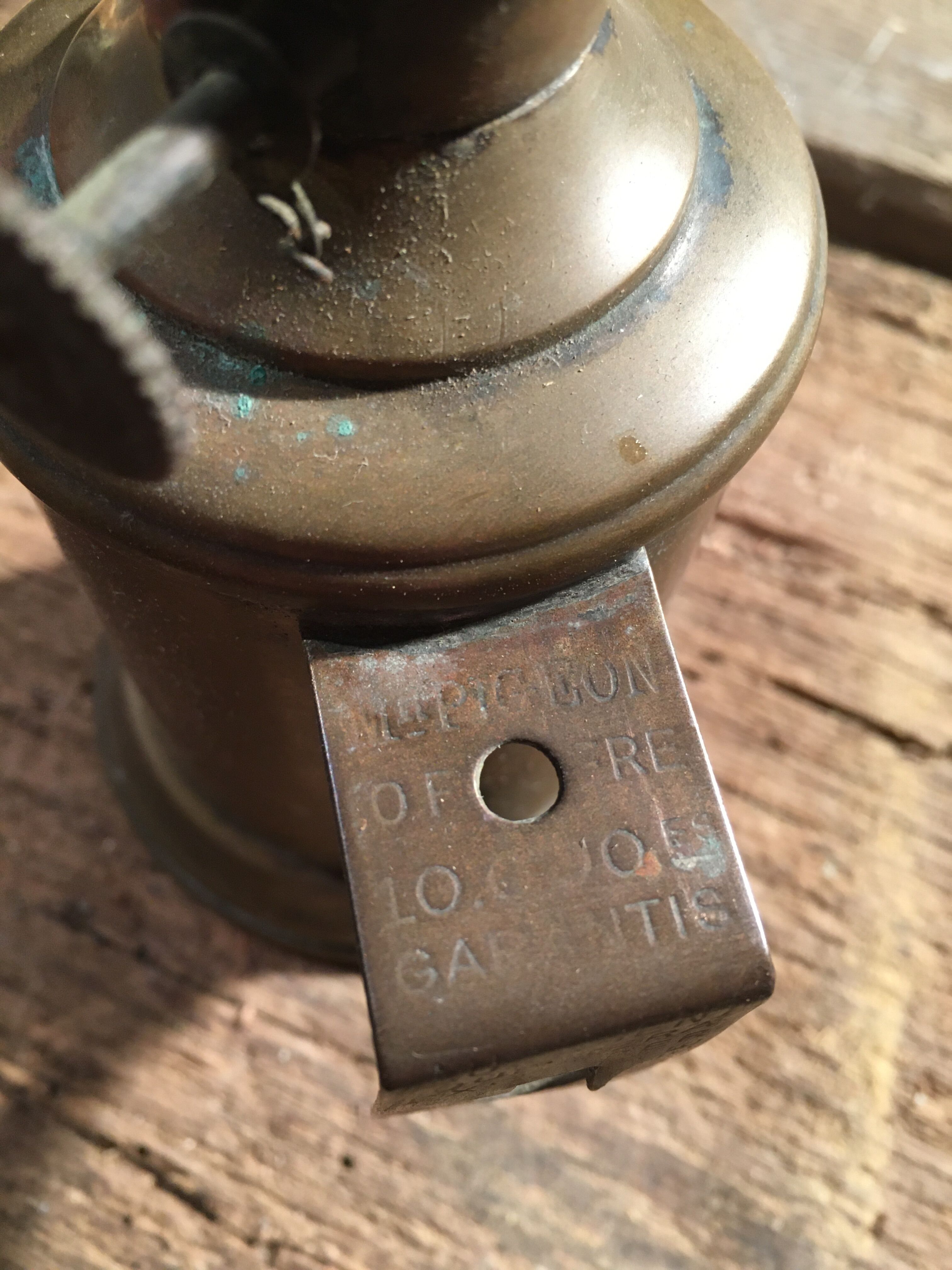 Late XIX brass Pigeon Lamp