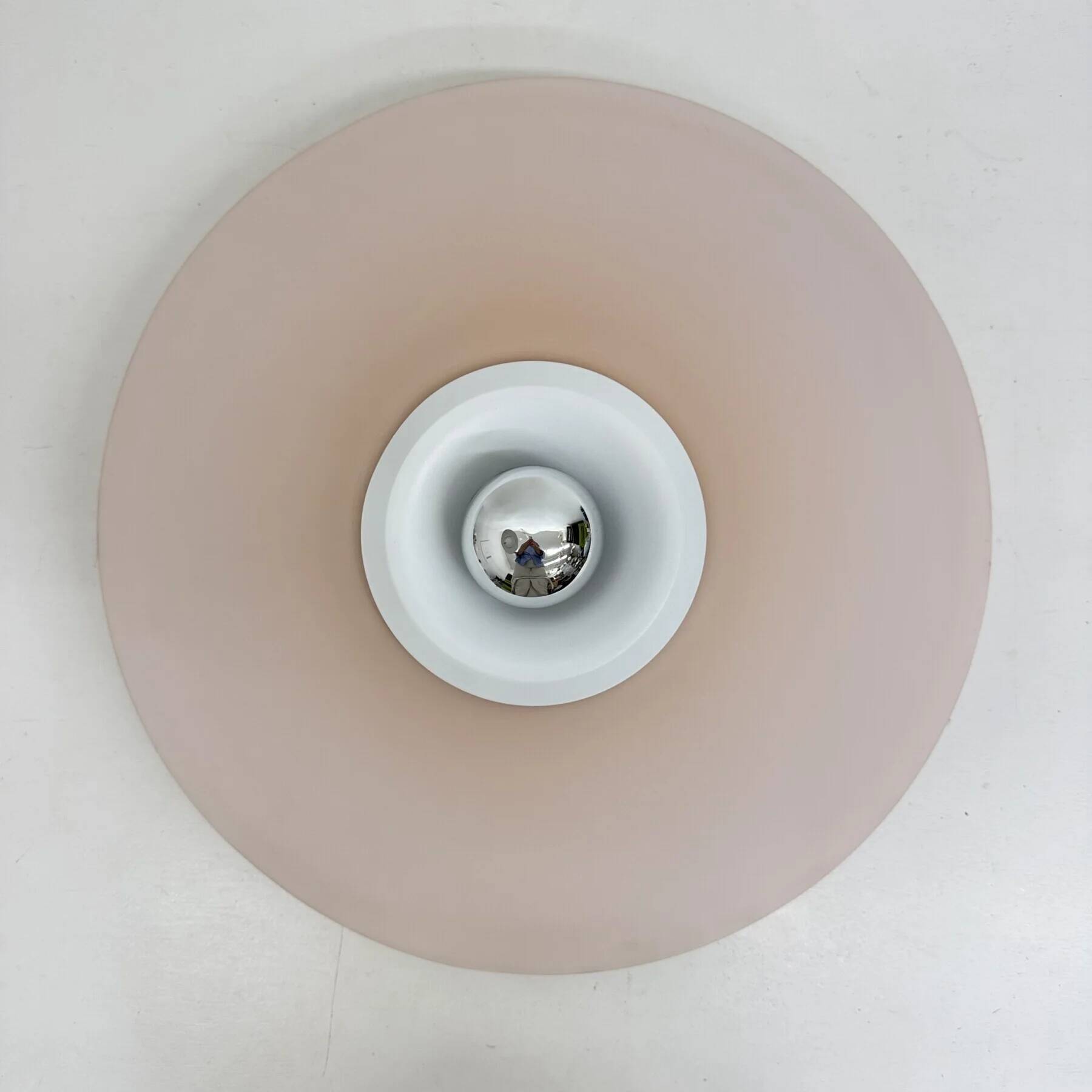 Postmodern Italian pink glass wall lamp, 1980s