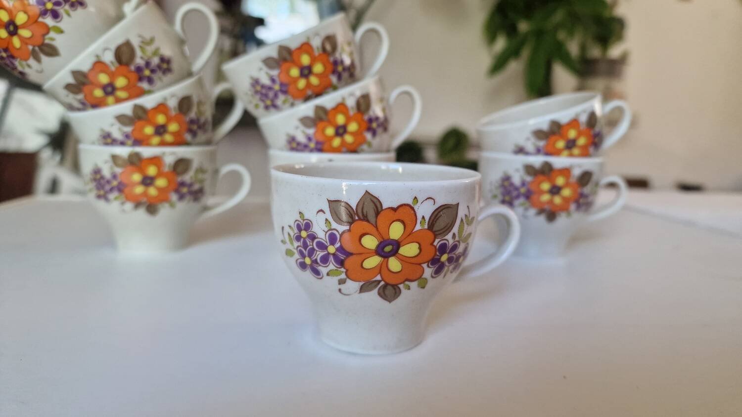 Lot of 10 vintage porcelain cups from Winterling Bavaria with orange flowers from the 70s.