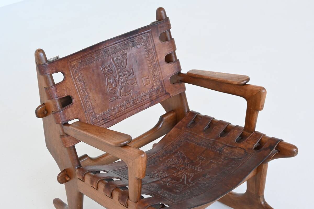 Angel Pazmino rocking chair and hocker Muebles de Estilo Ecuador 1960