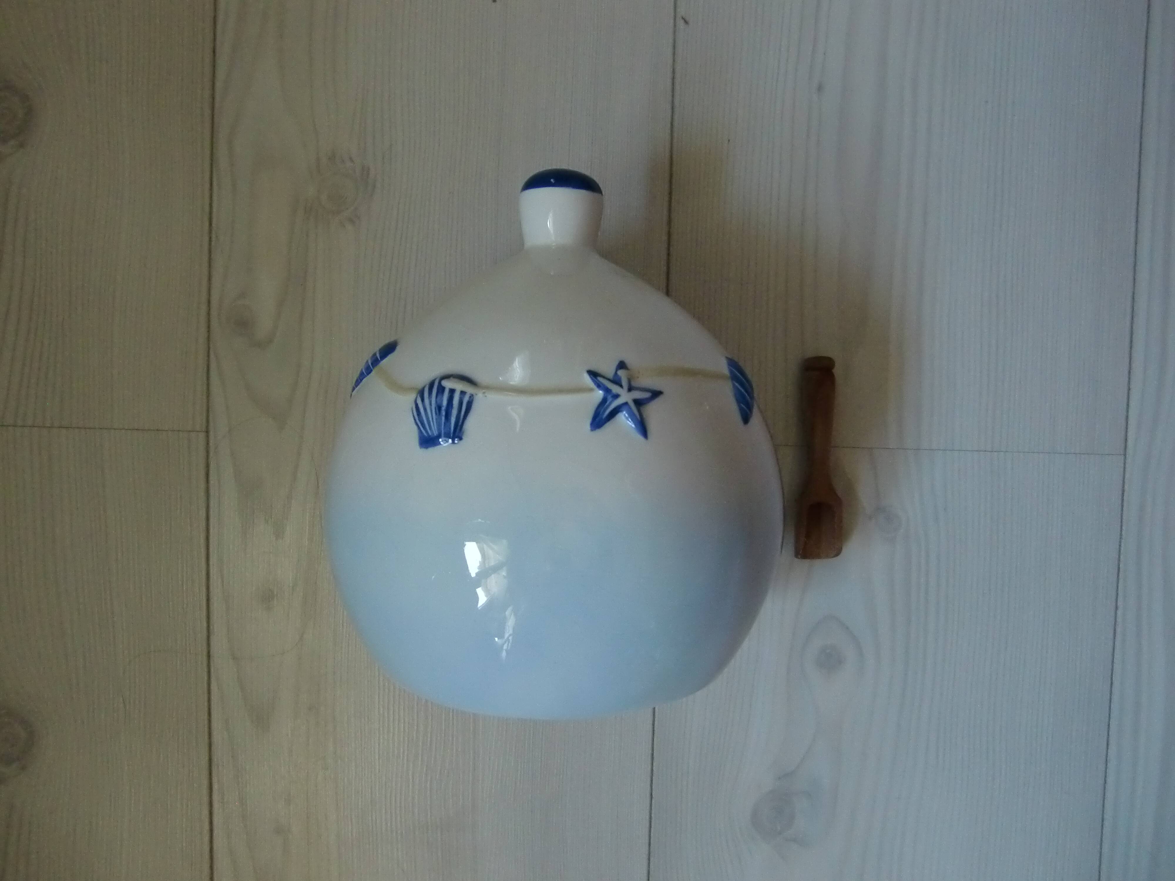 Ceramic salt pot and wooden spatula