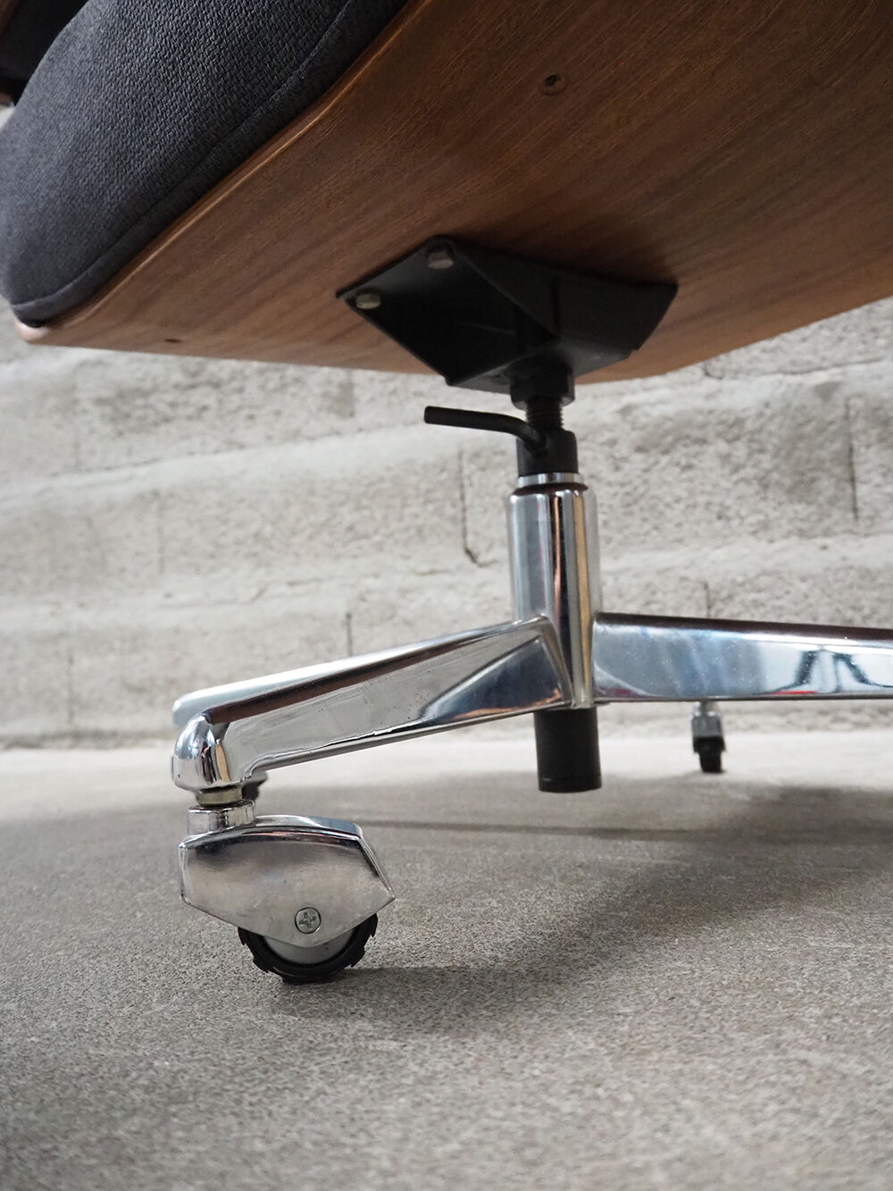 Office armchair Modern Tube edition, 60s