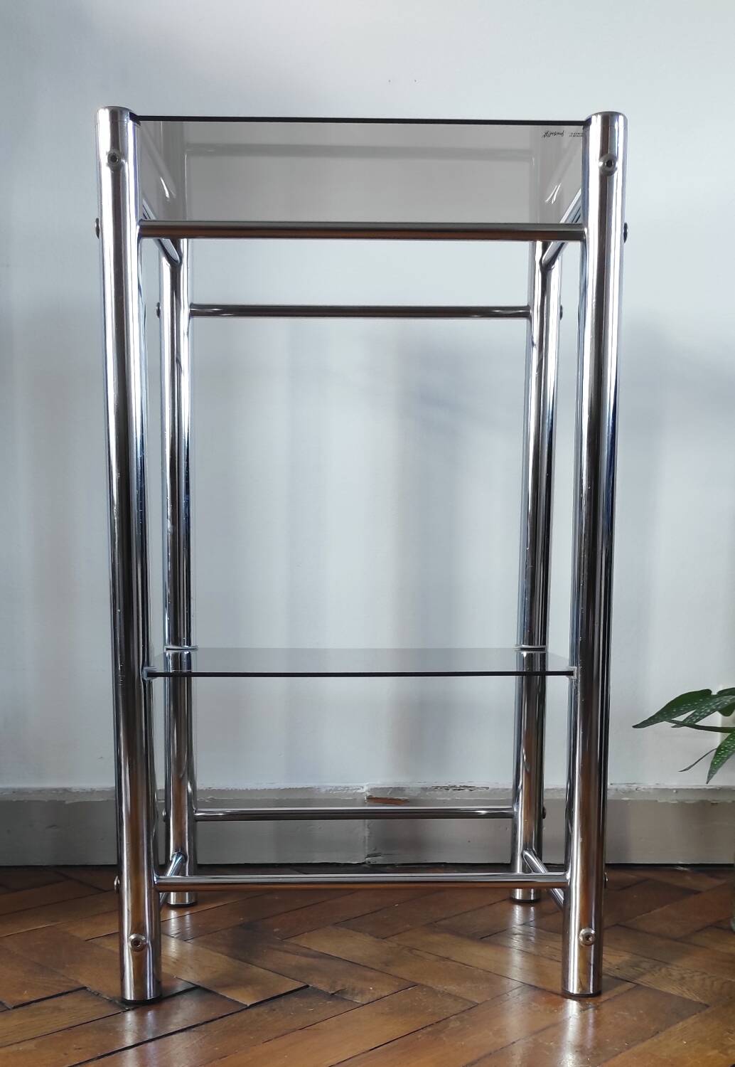 Sellette / Table d'appoint vintage Yves Boutboul - Métal chromé & verr