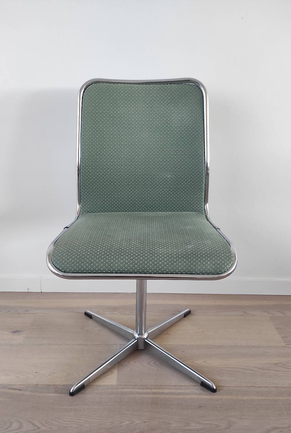 Suite de 6 chaises pivotantes Roche Bobois, 70's
