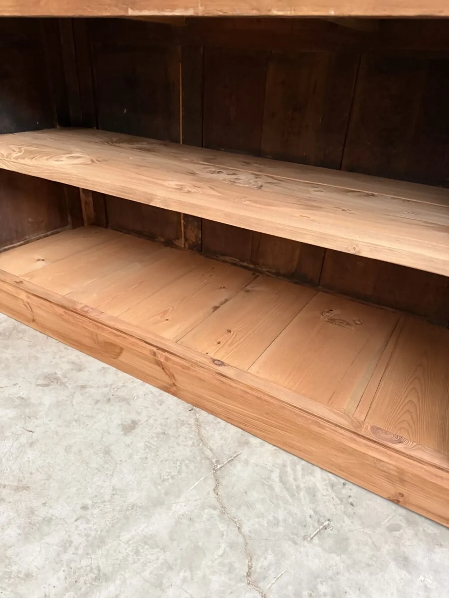 Pine counter from the early 20th century.