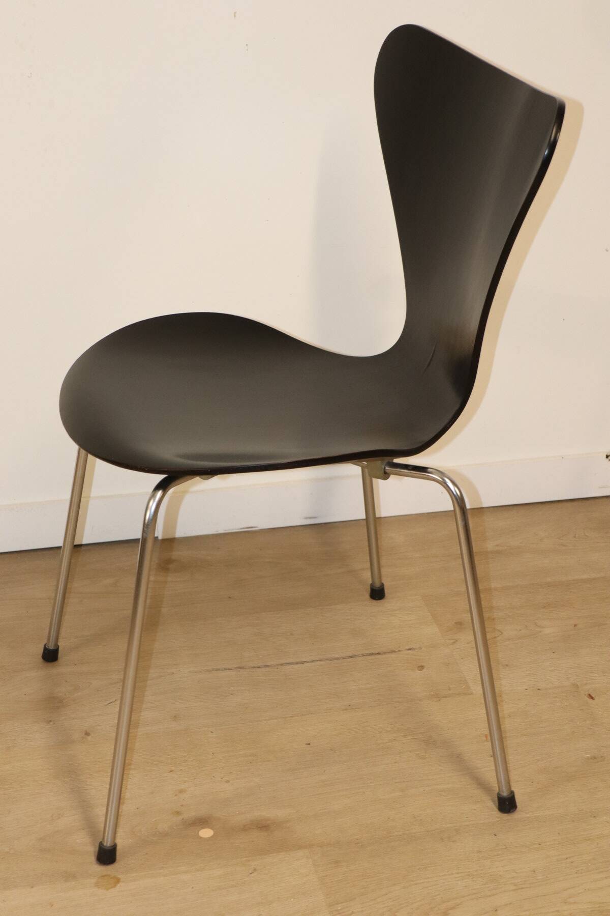 Chair Series 7 - First edition of 1955 - Arne Jacobsen for Fritz Hansen