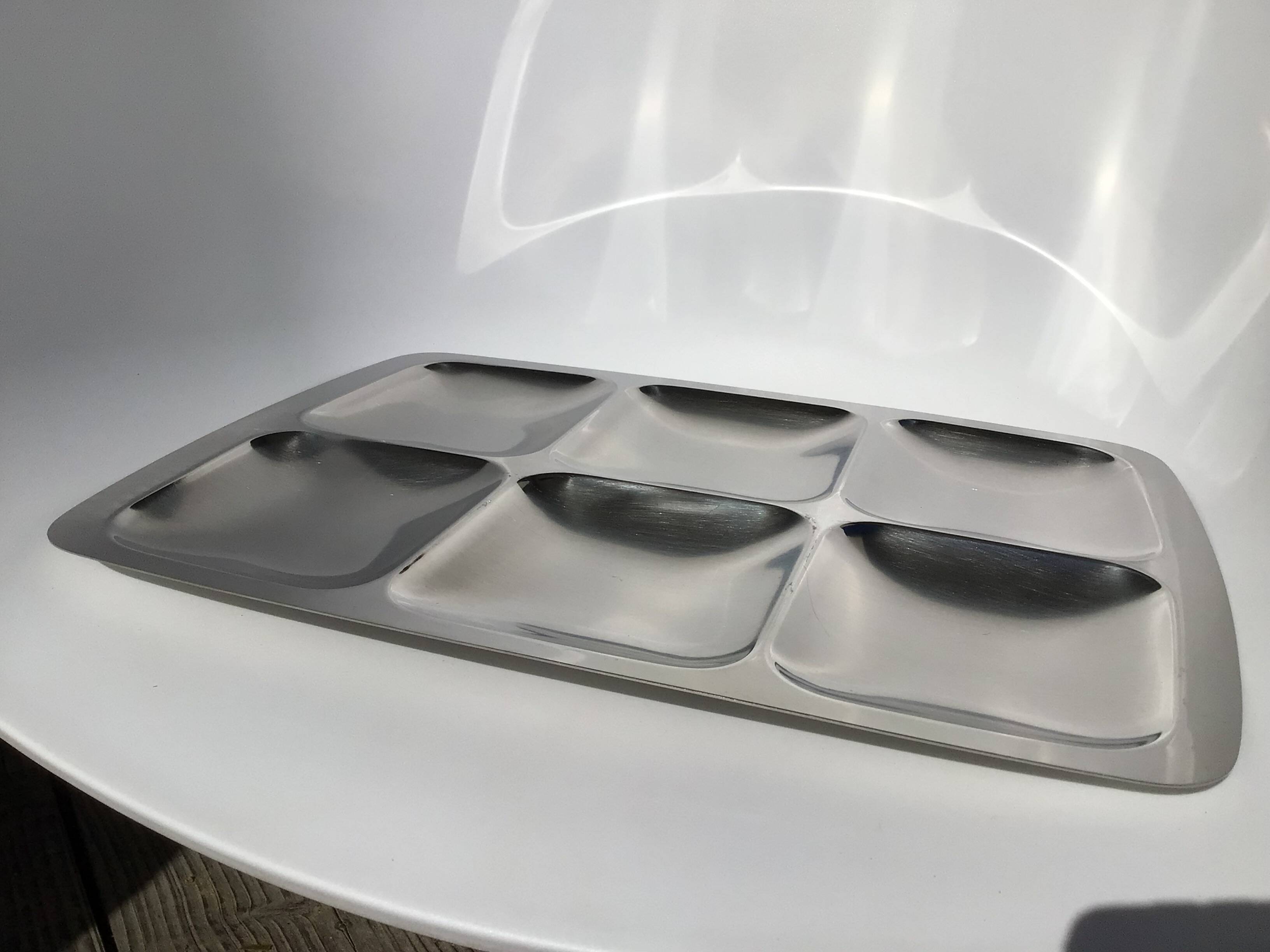 Stainless steel rectangular dish with compartments