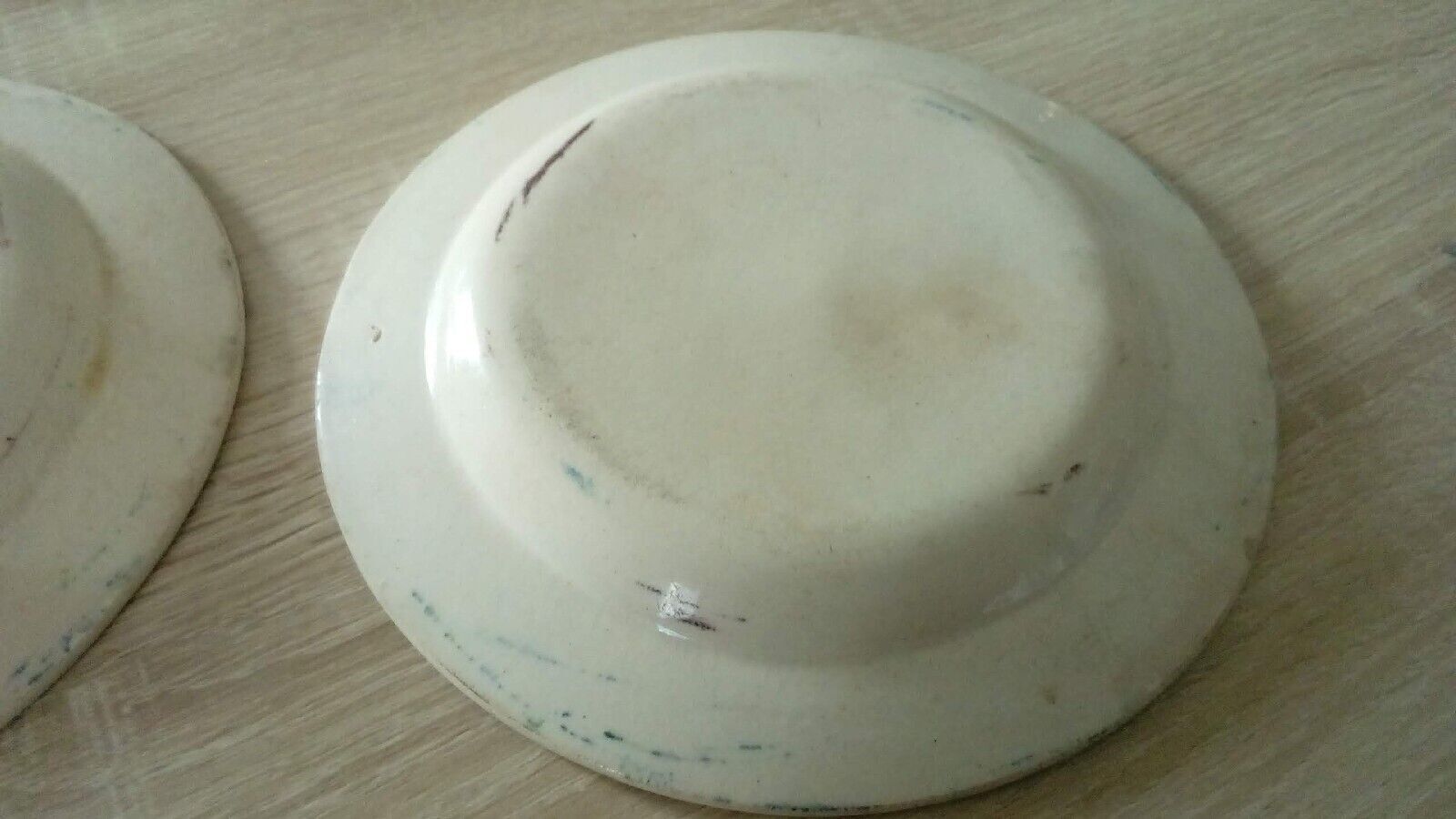 Fine earthenware plates from Forges Les Eaux, sponge decoration, late 19th century