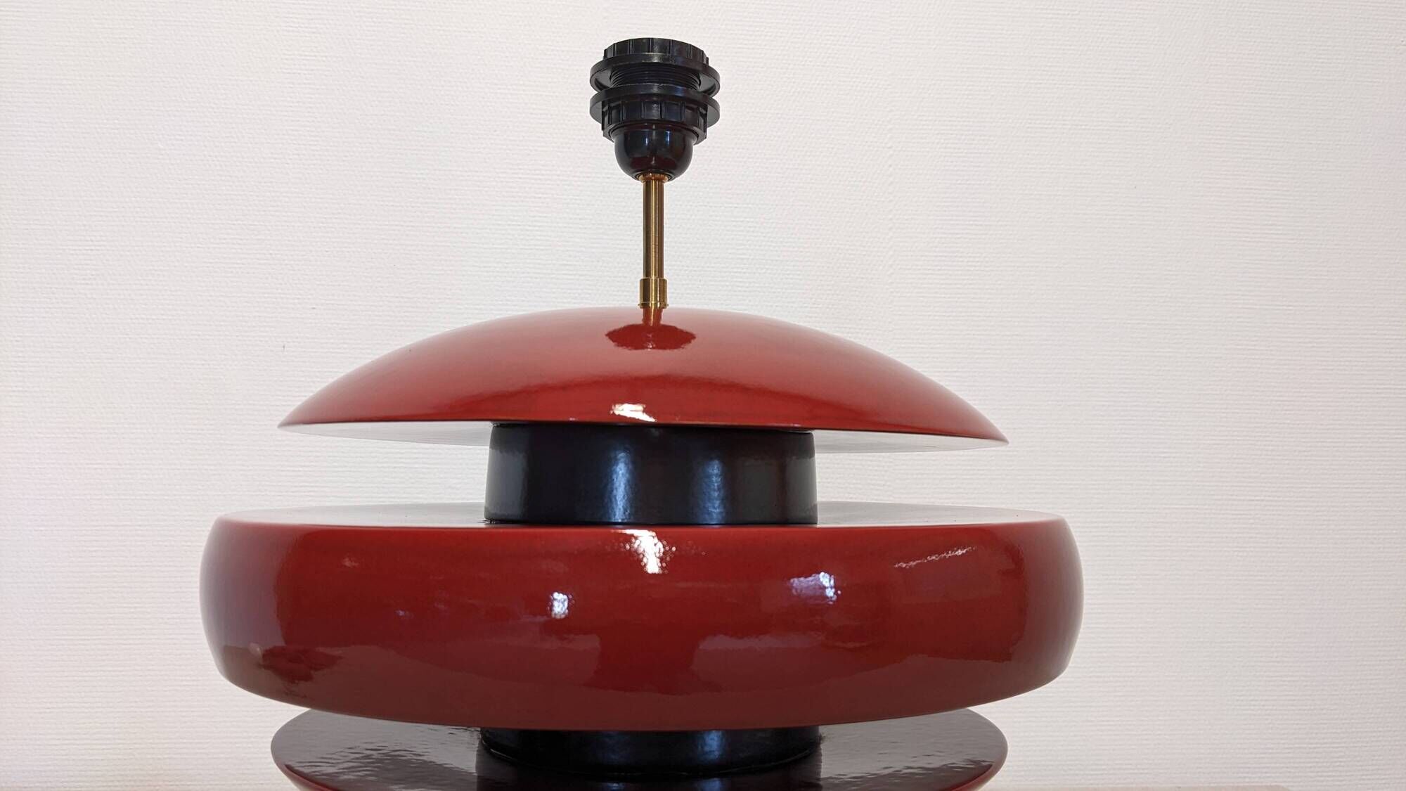 Earthenware lamp base by François Chatain, France circa 1980