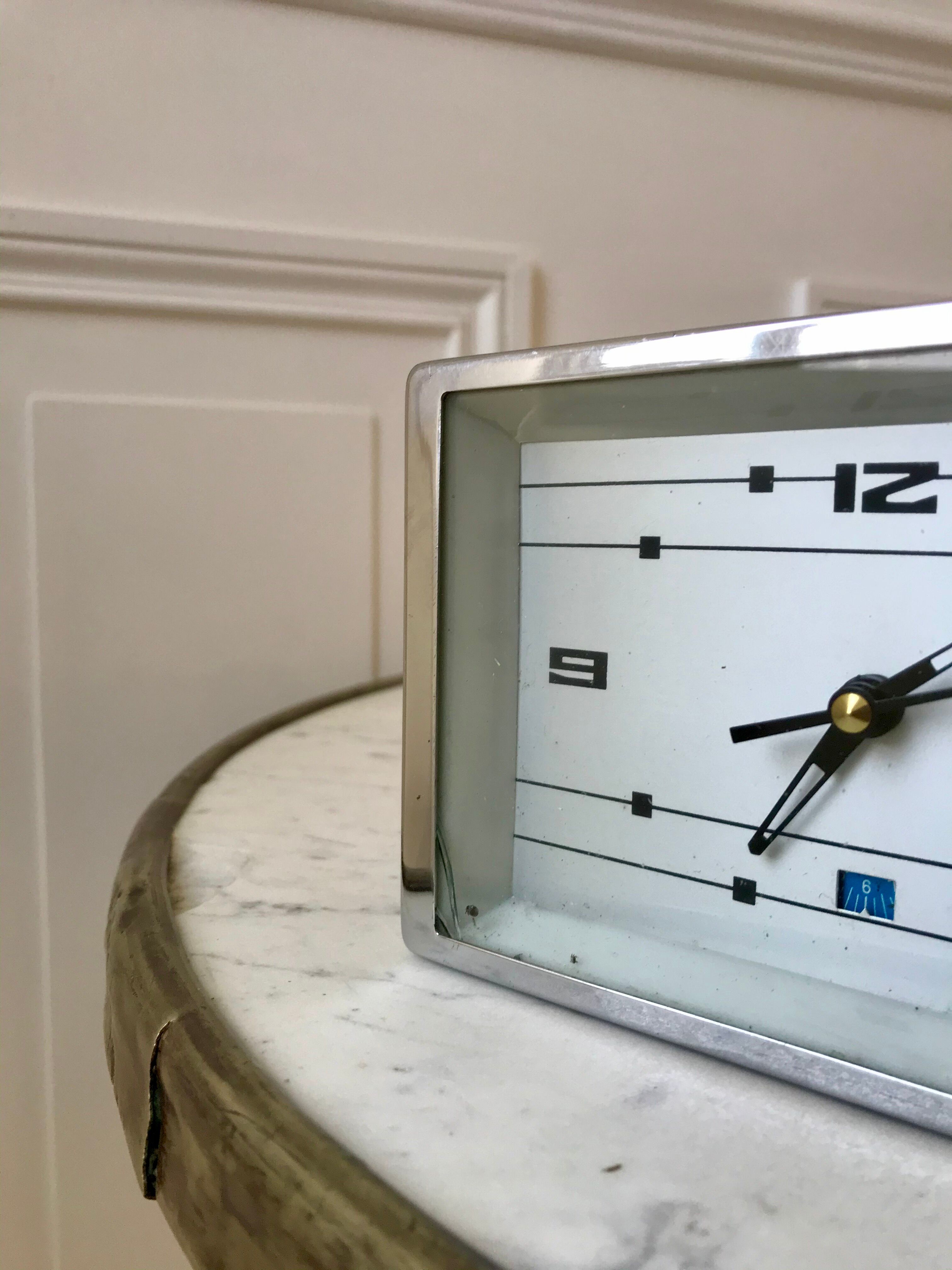 Vintage alarm clock Shanghai China Diamond 70s