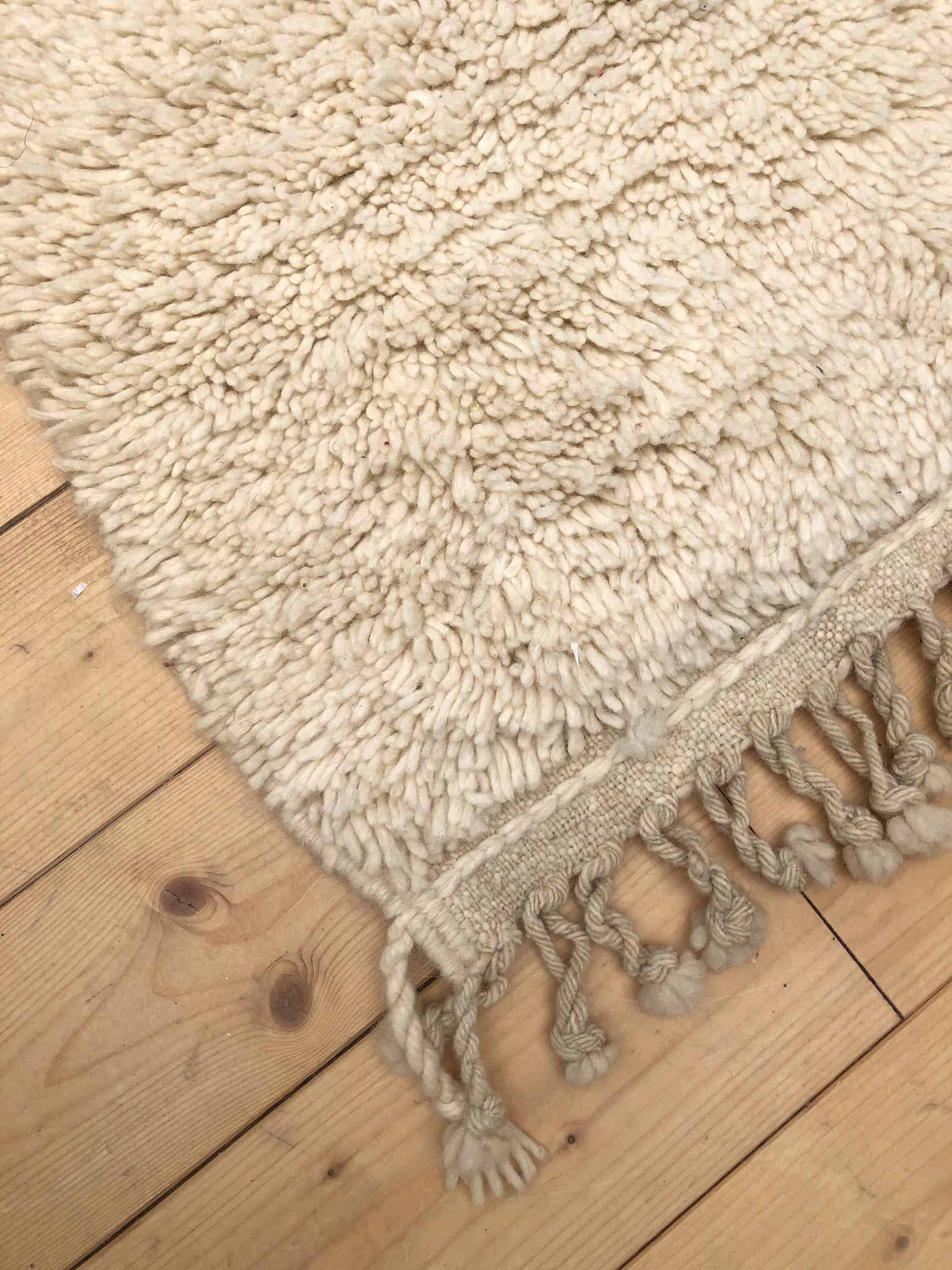 Moroccan berber carpet beni ouarain natural ecru uni 1, 42x0, 97m