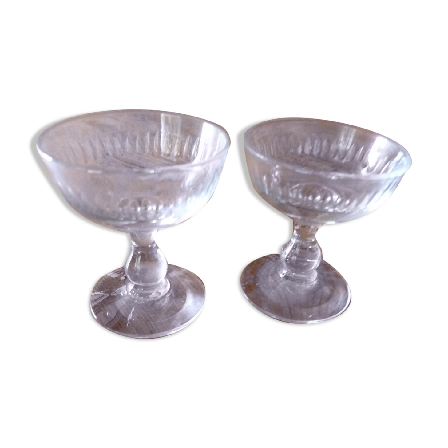 Set of 2 old foot glasses for liqueur