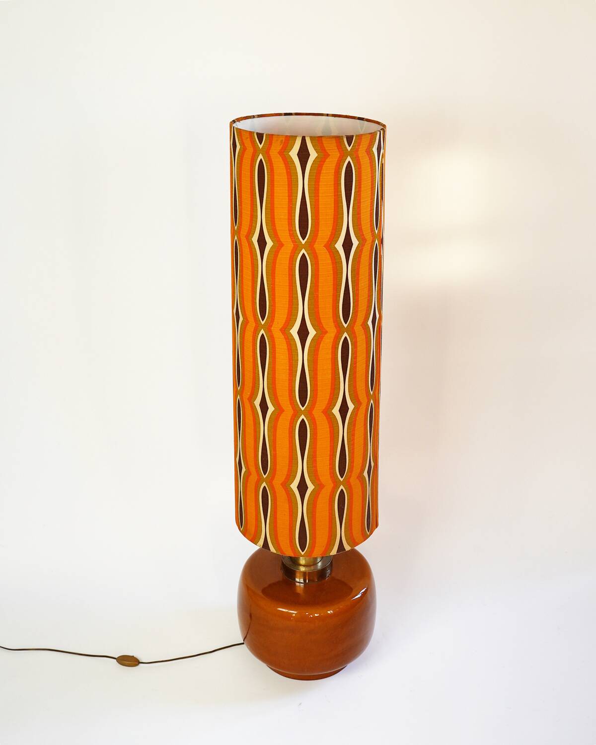 Giant flower power floor lamp in orange ceramic