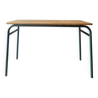 School desk