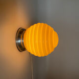 60s alarm clock manufactured by Rhythm in Japan, dated back to the 60s. This model (no 511