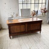 Drapery oak counter 1900