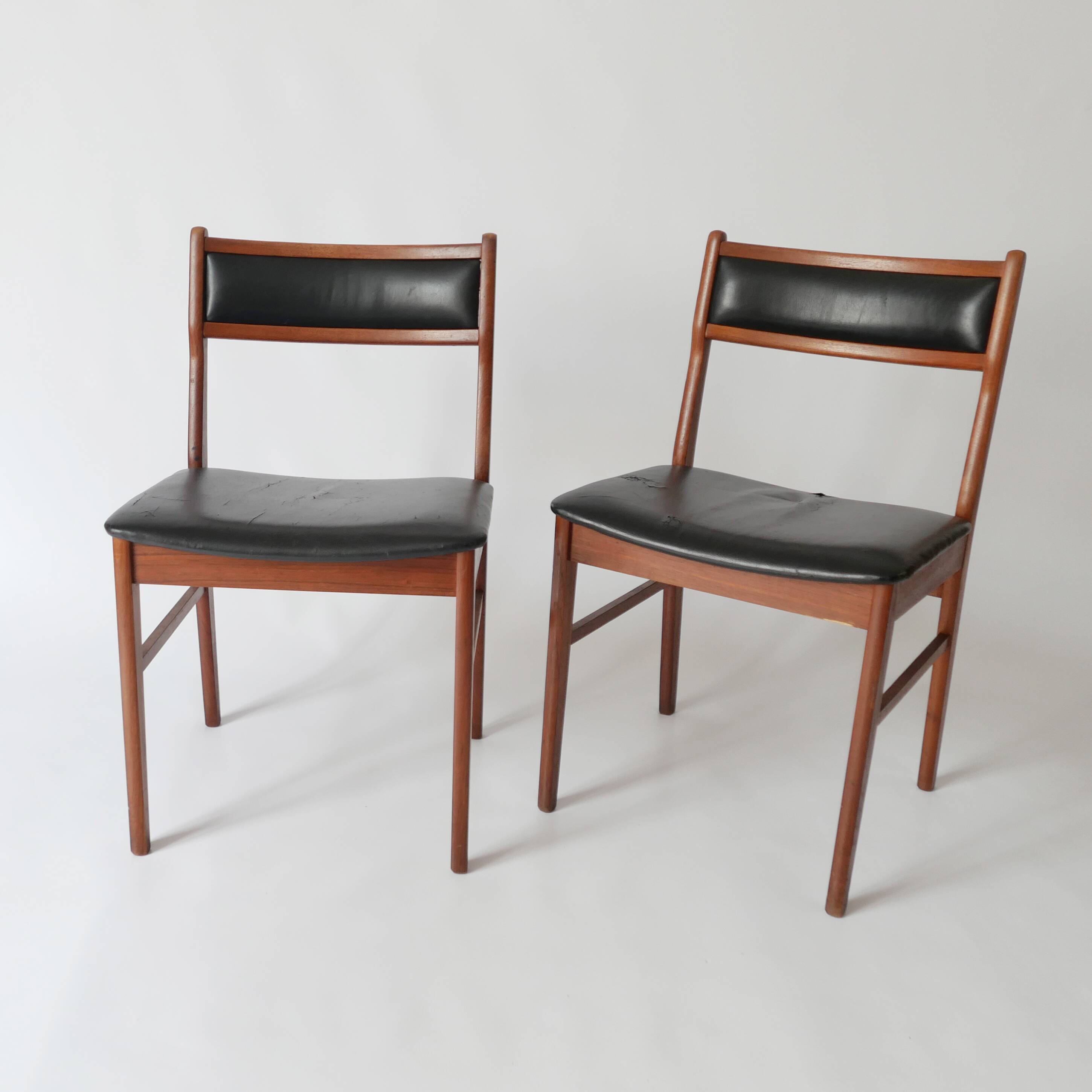 Pair of denmark chairs scandinavian design 1960s vintage 70s 1970s