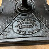Old cast iron press