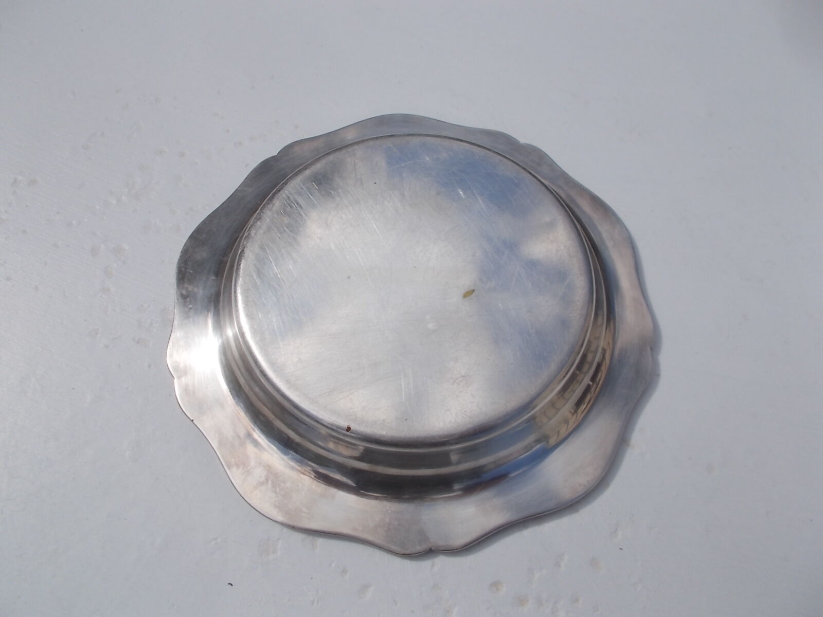 Plat métal argenté