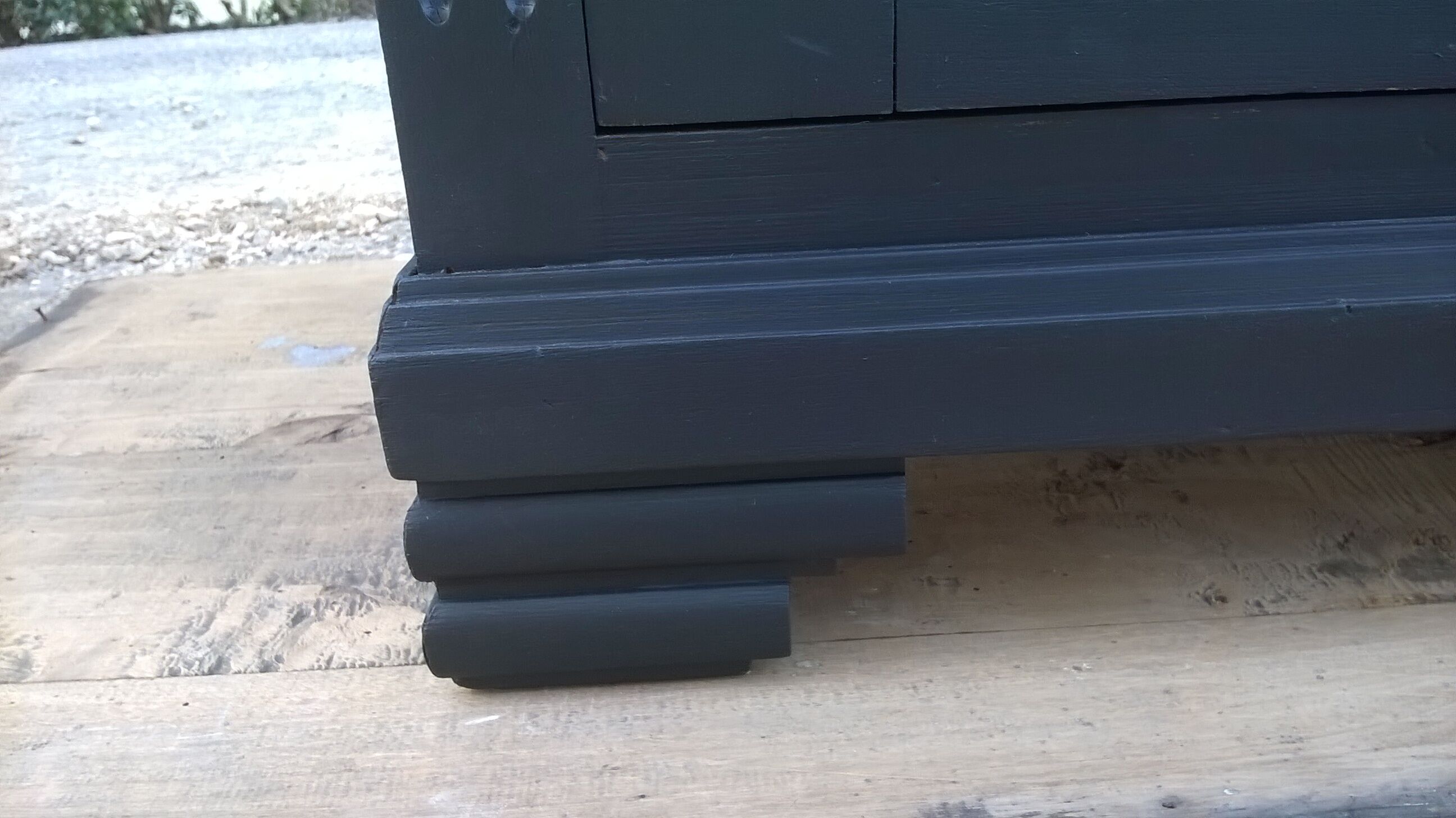 Parisian showcase cabinet 1930