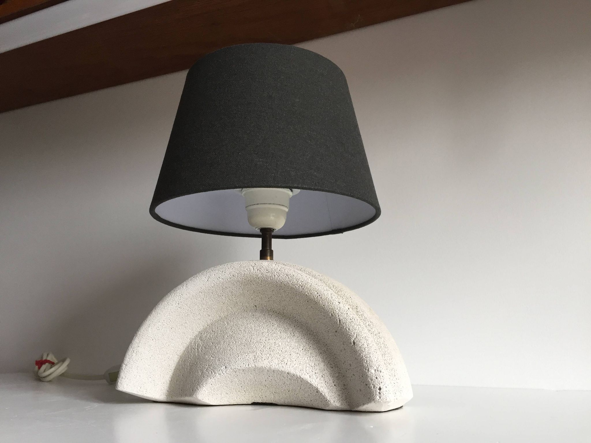 Lampe béton cellulaire façon Albert Tormos