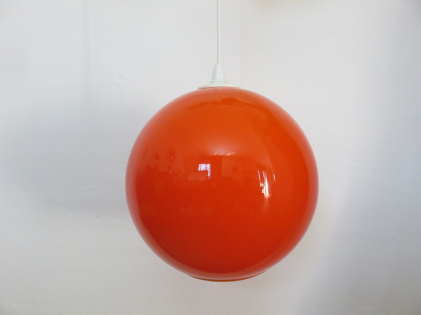 Suspension ball in opaline orange 70s