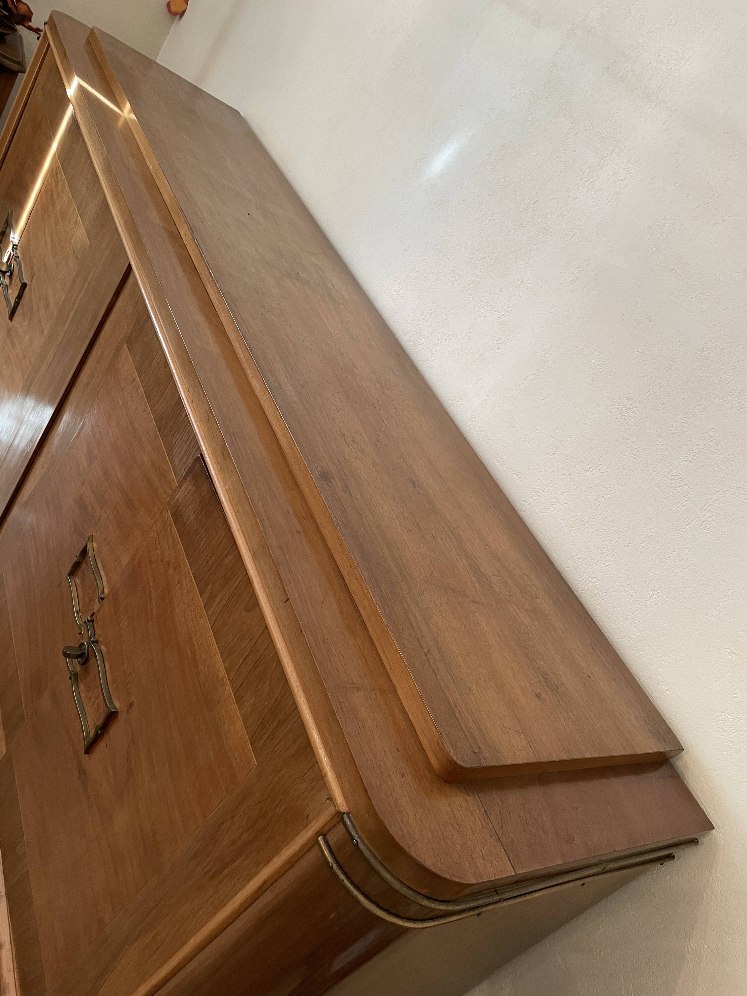 Drowned sideboard ep art deco