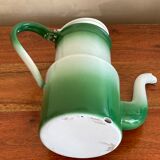 Coffee maker in enamelled sheet metal