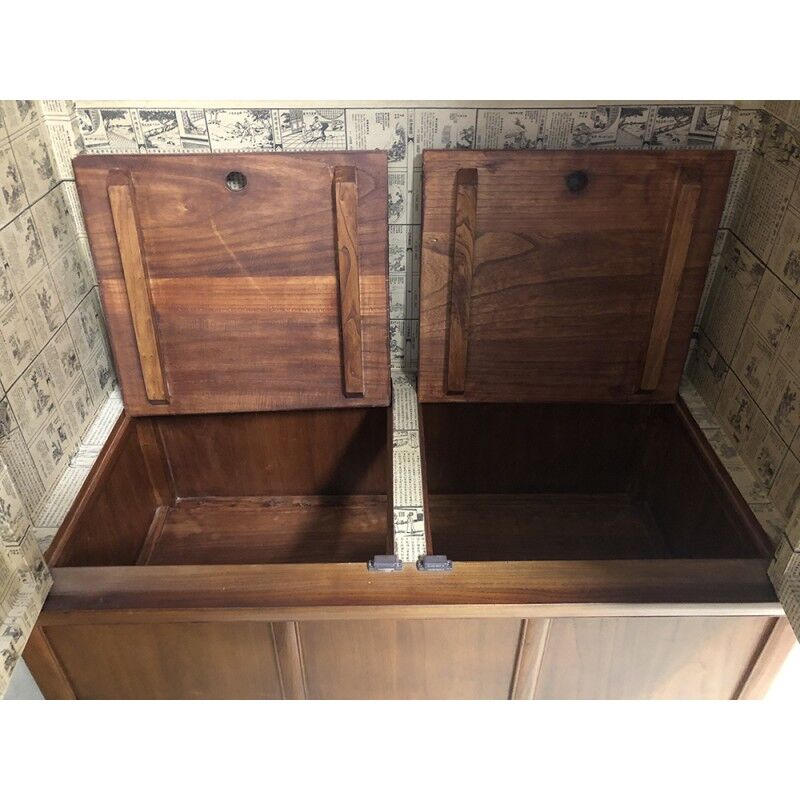 Chinese wardrobe in elm - Between shadow and light