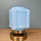 Lampe à poser globe vintage art déco en opaline bleue