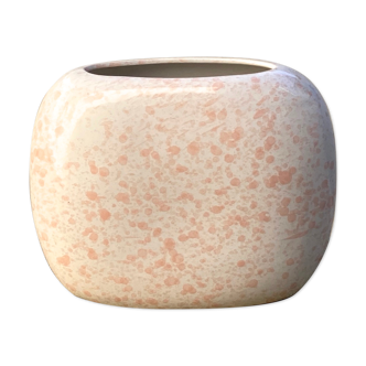 The speckled oval vase