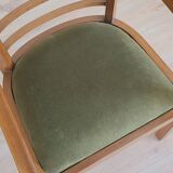 Scandinavian office chair