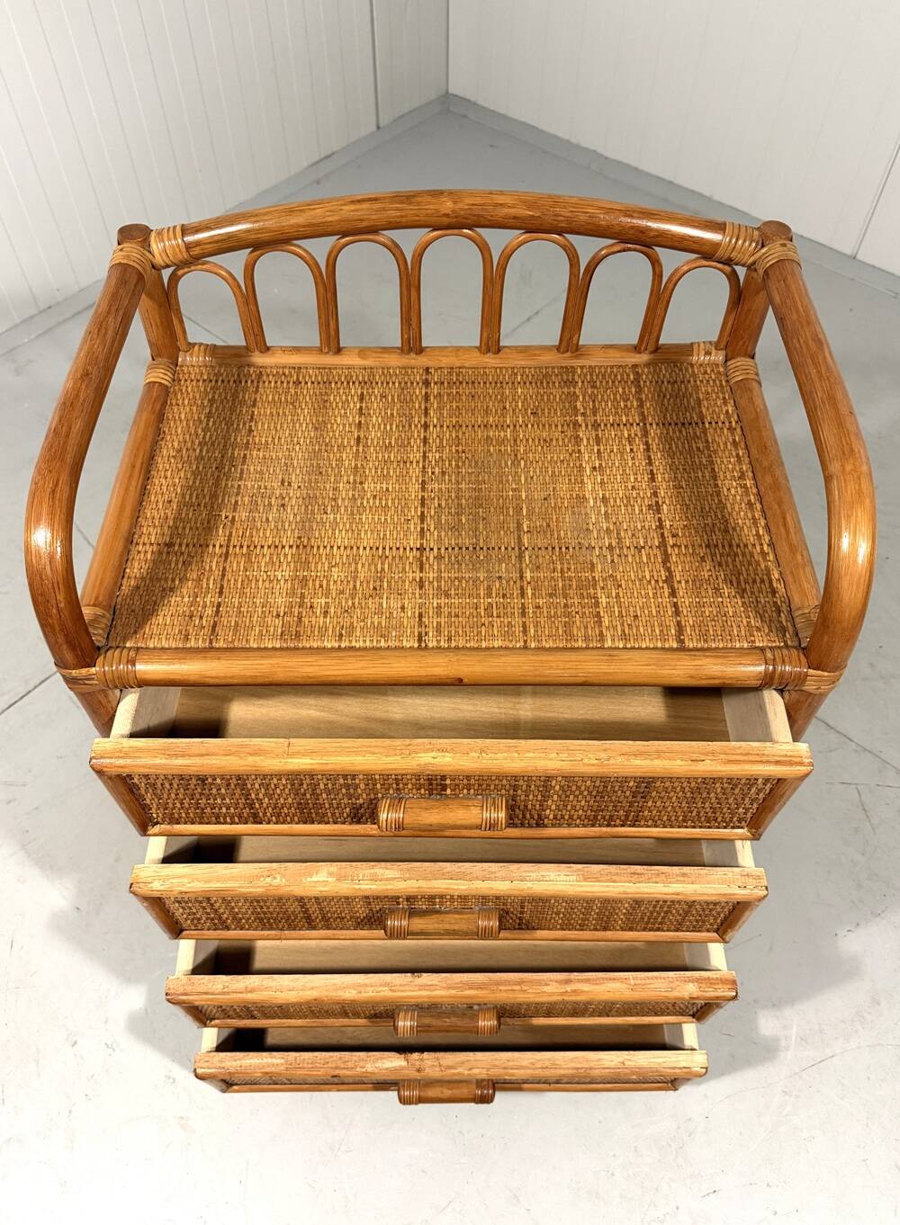Rattan chest of drawers bedside table 1980’s