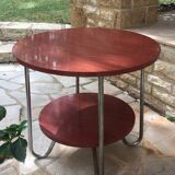 Modernist table-forming table serving