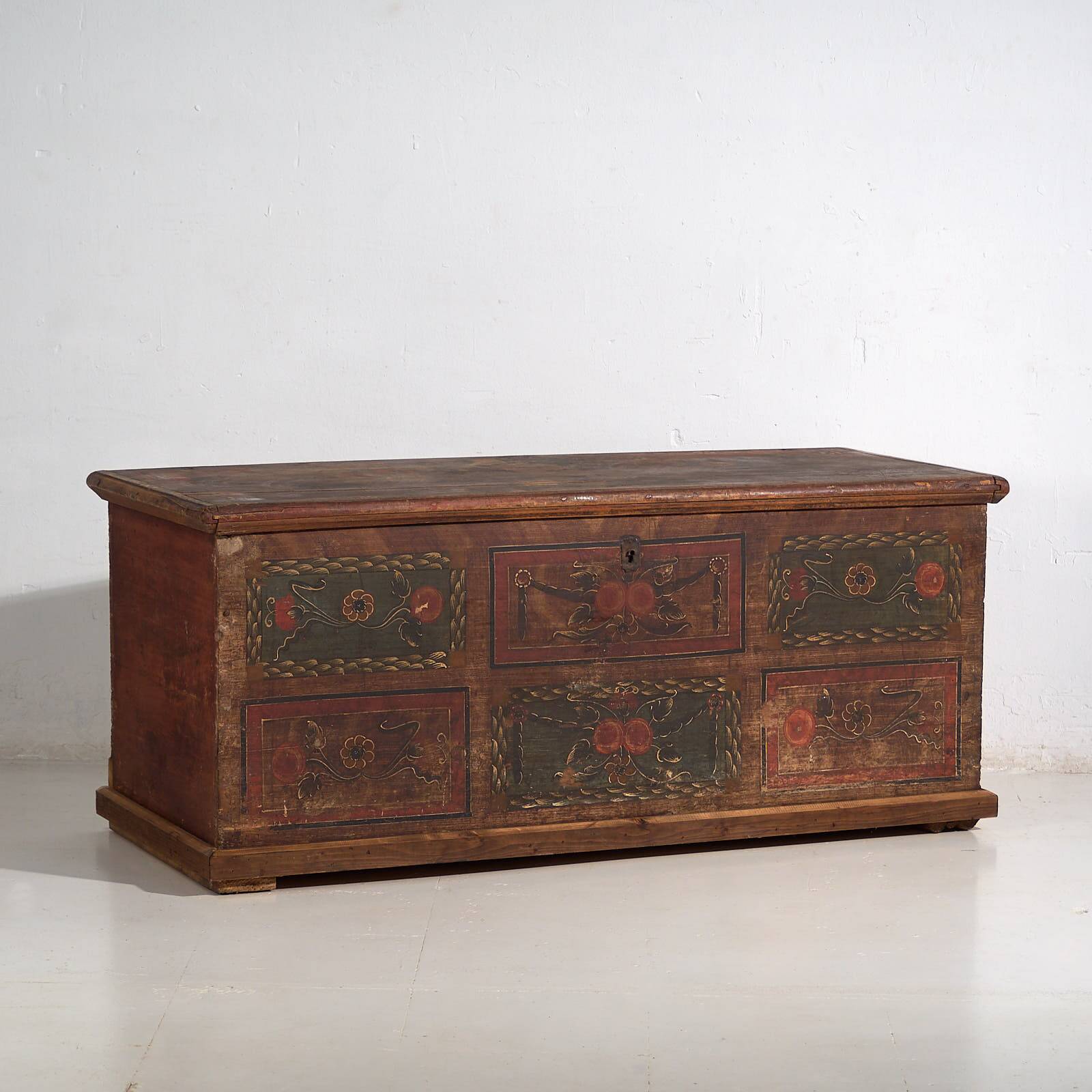Antique Wedding Chest (Year 1826)