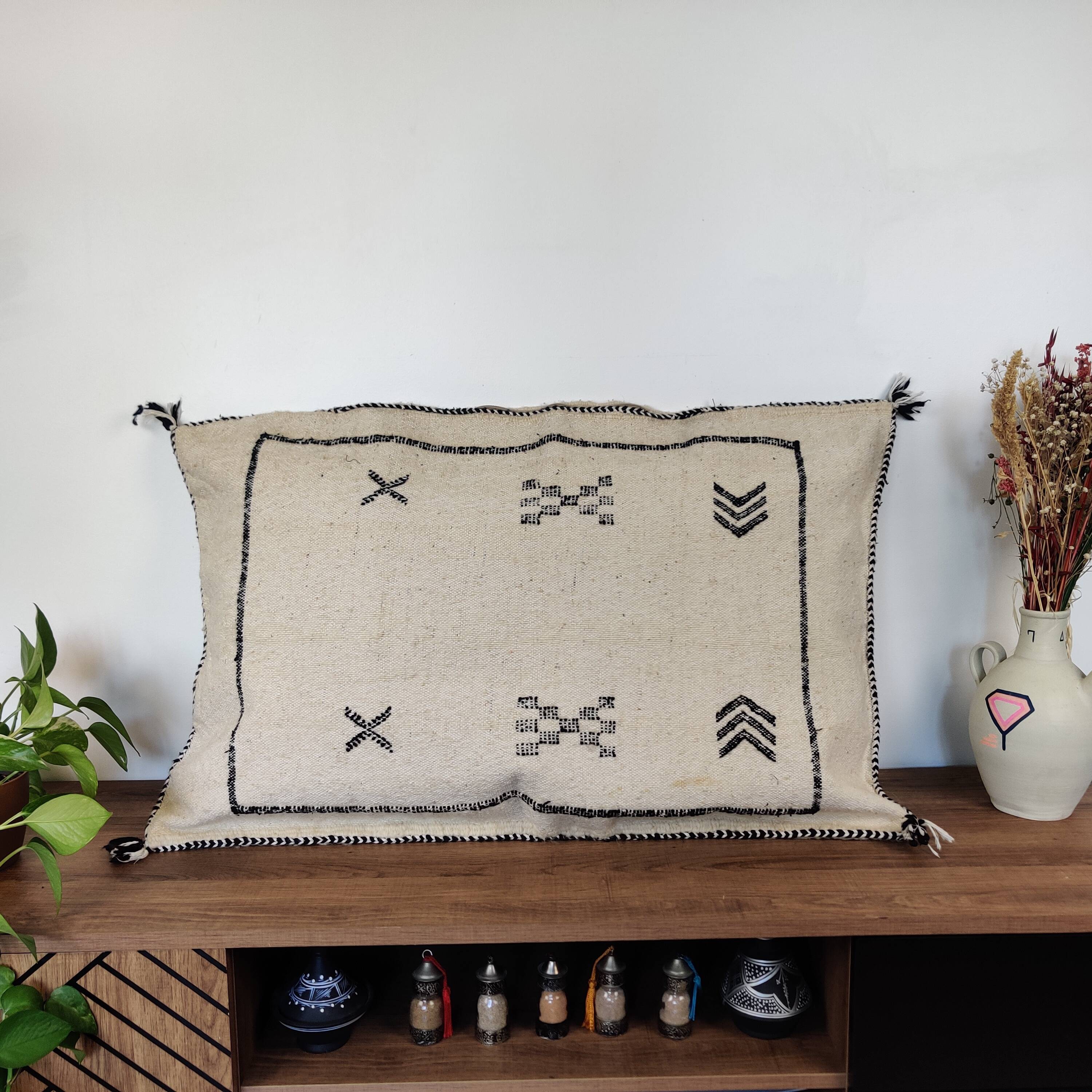 Large Moroccan Kilim Cushion 60x90 cm