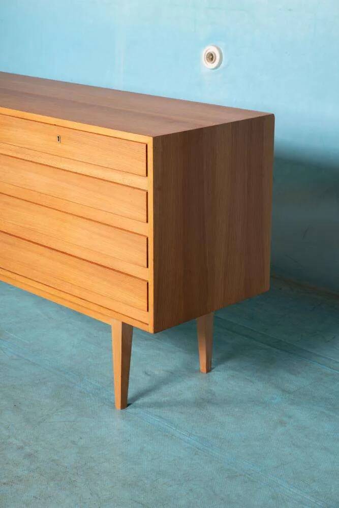 Vintage blond sideboard 60s minimalist credenza
