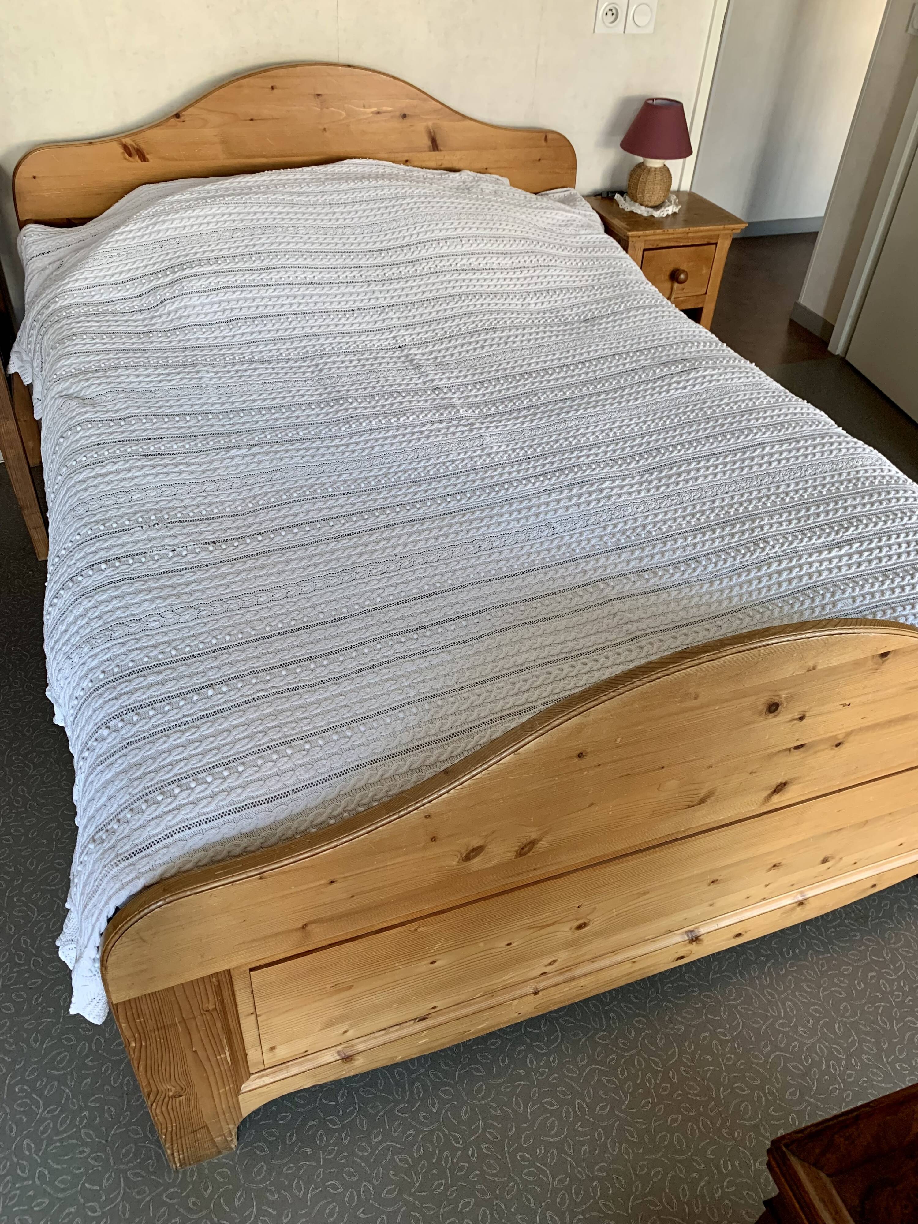 Old knitted cotton bed cover