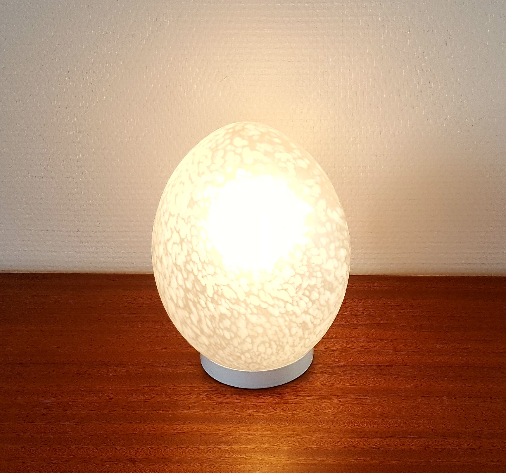 Lamp egg Ben Swildens