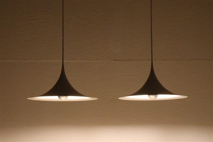 Ensemble de 2 lampes suspendues 'Semi' 38 cm Fog & Mørup / Torsten Thorup / Claus Bonderup / design danois moderne