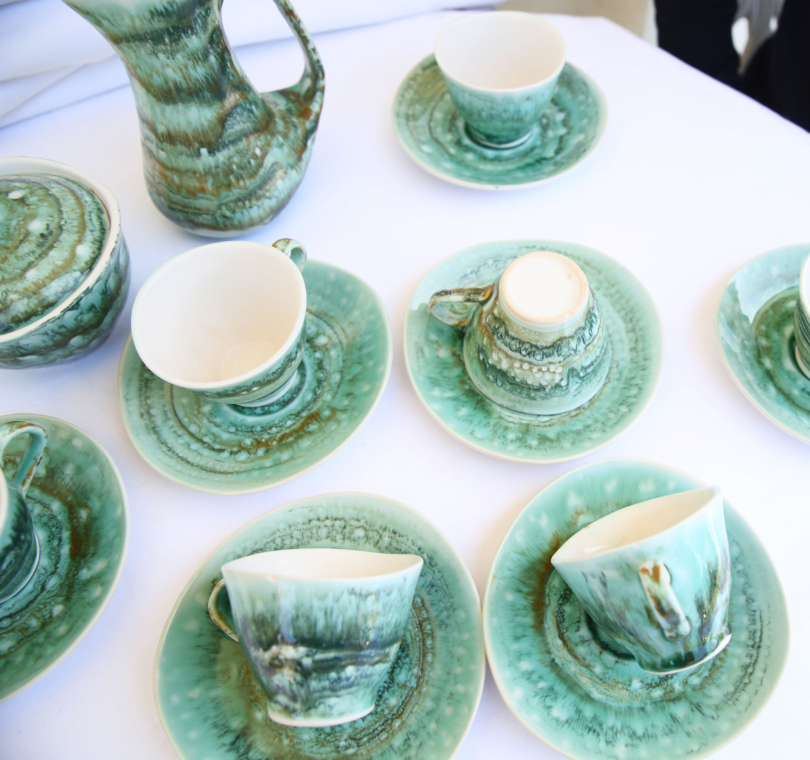 Niderviller blue earthenware tea or coffee service, Moss collection