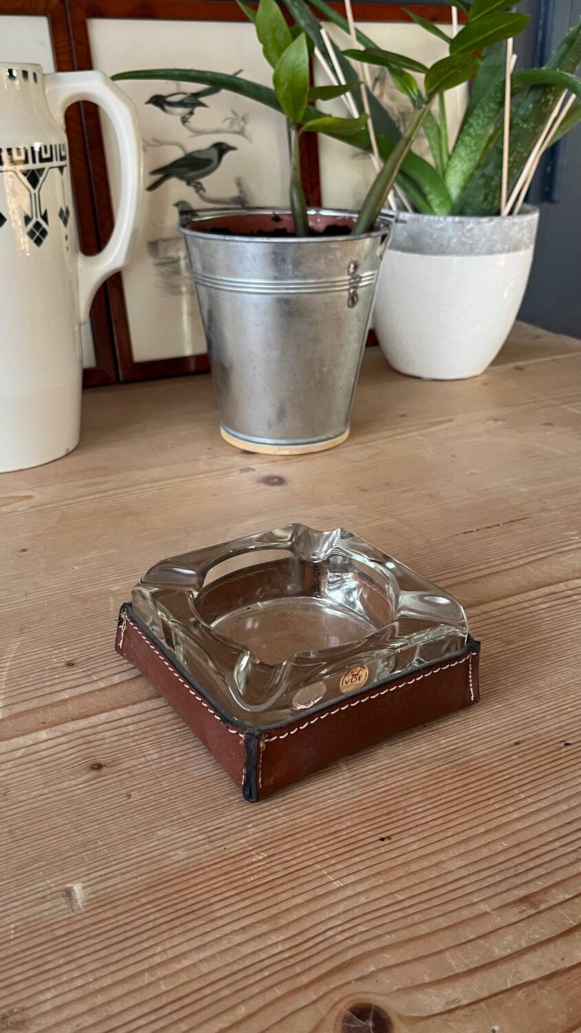 Empty pocket/ashtray in glass and leather