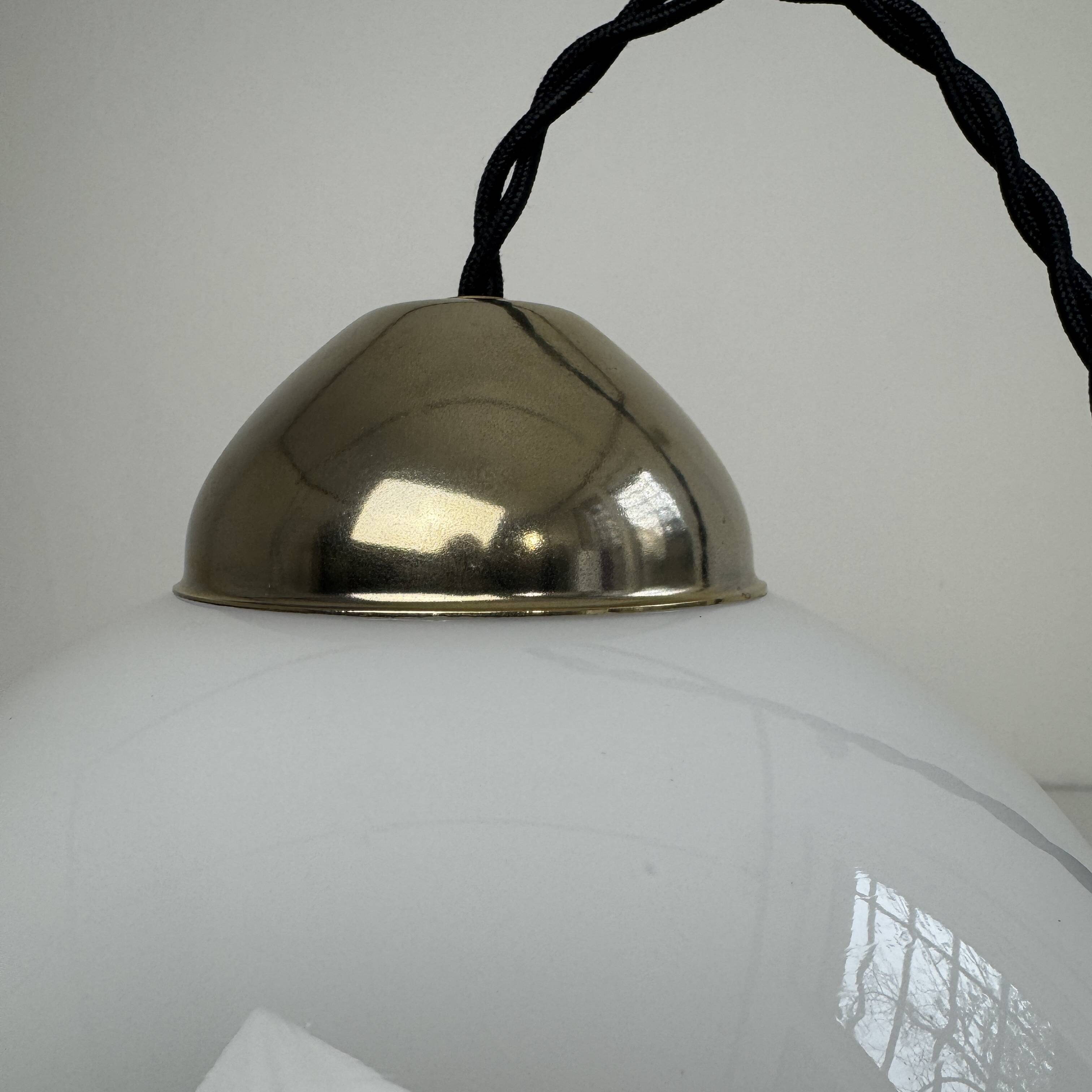 Vintage 1970 opaline suspensions